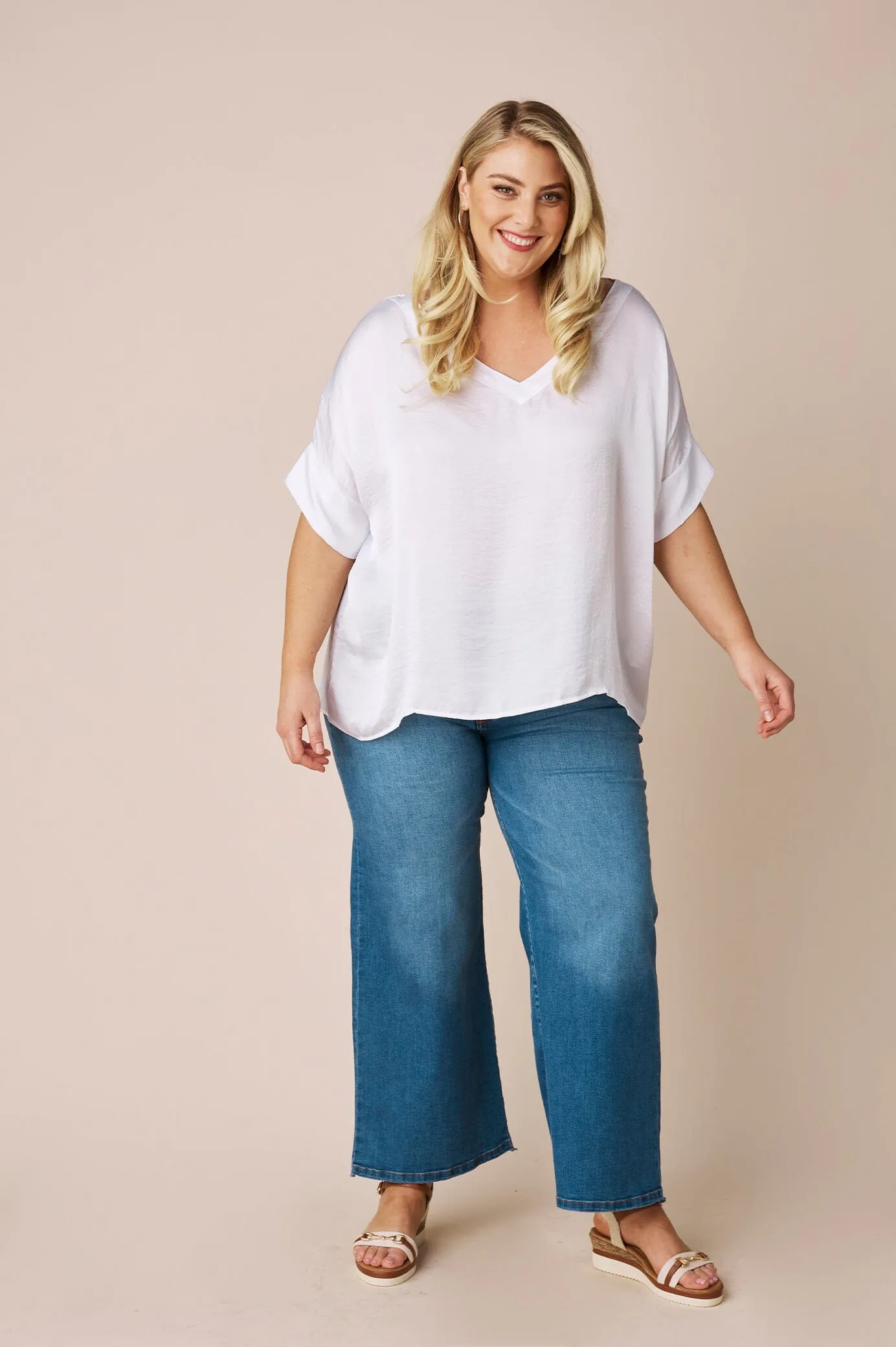 Bianca Short Sleeve Top White with V Neck