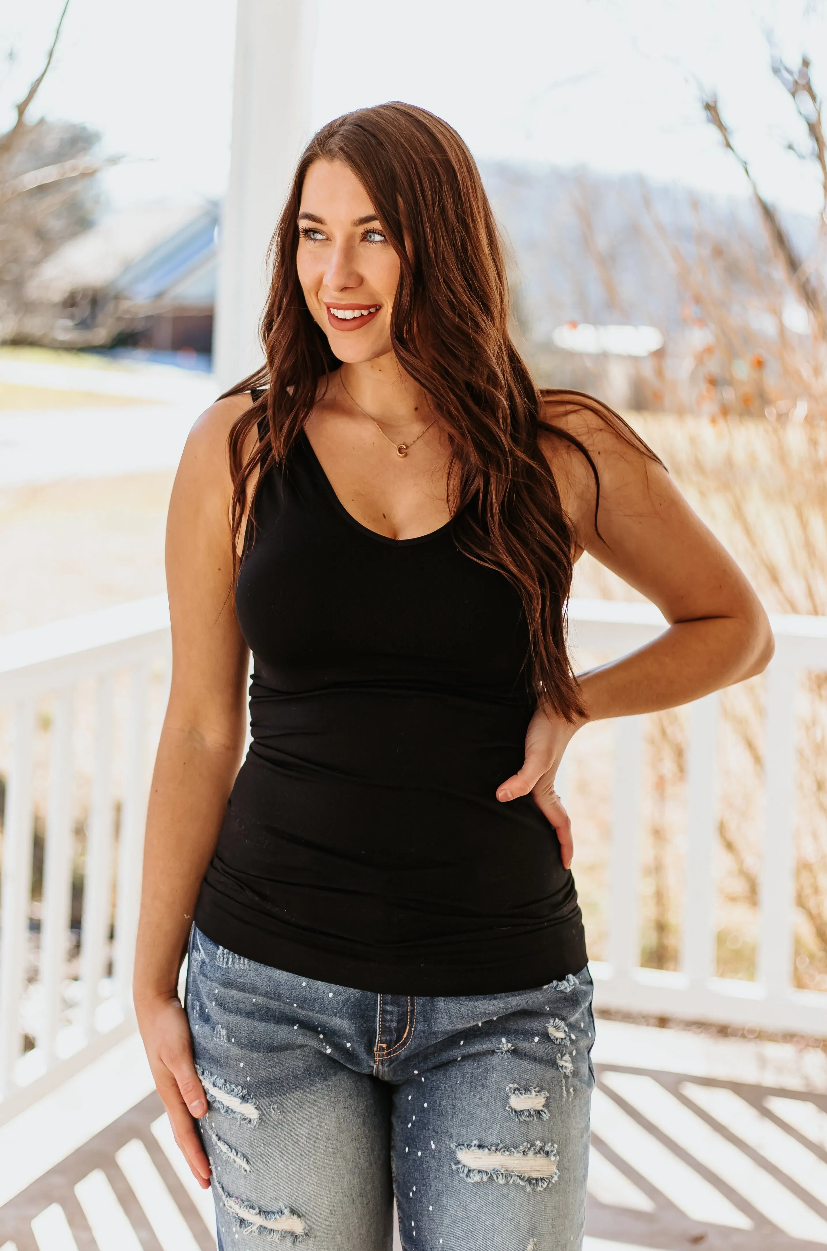Cathy Basic Reversible Seamless Tank ~ Black [REG & PLUS]