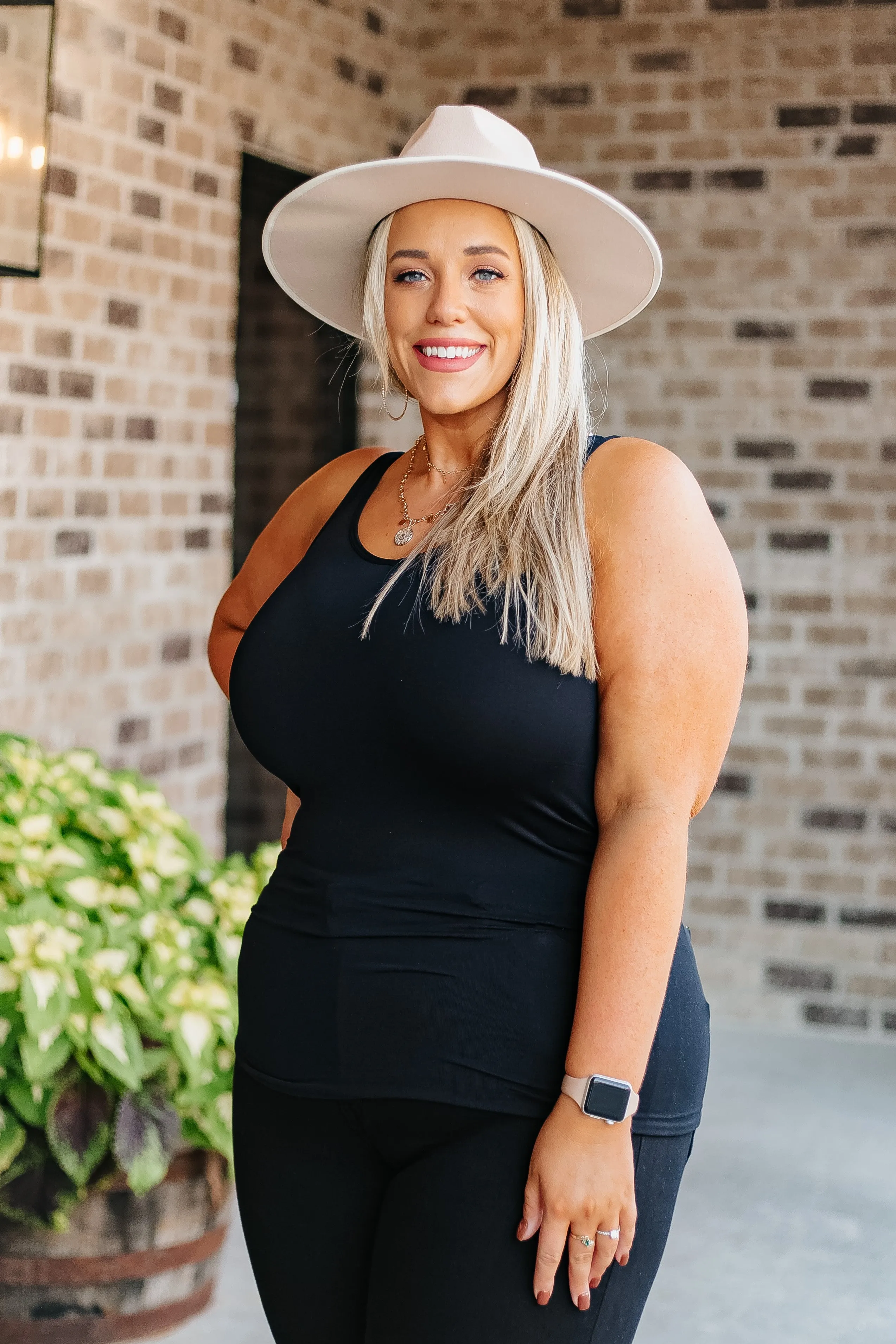 Cathy Basic Reversible Seamless Tank ~ Black [REG & PLUS]