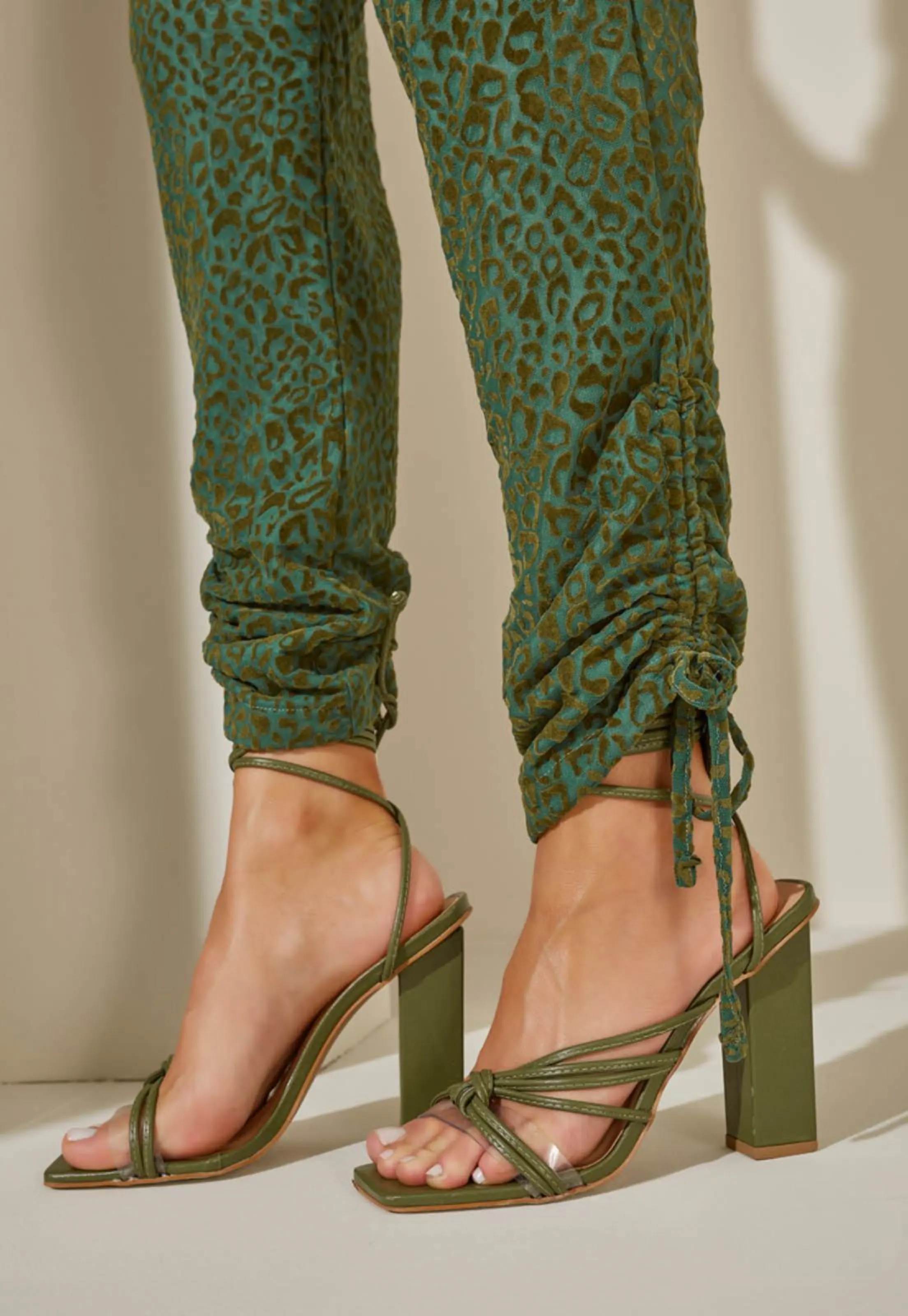 Devore Animal Print Set