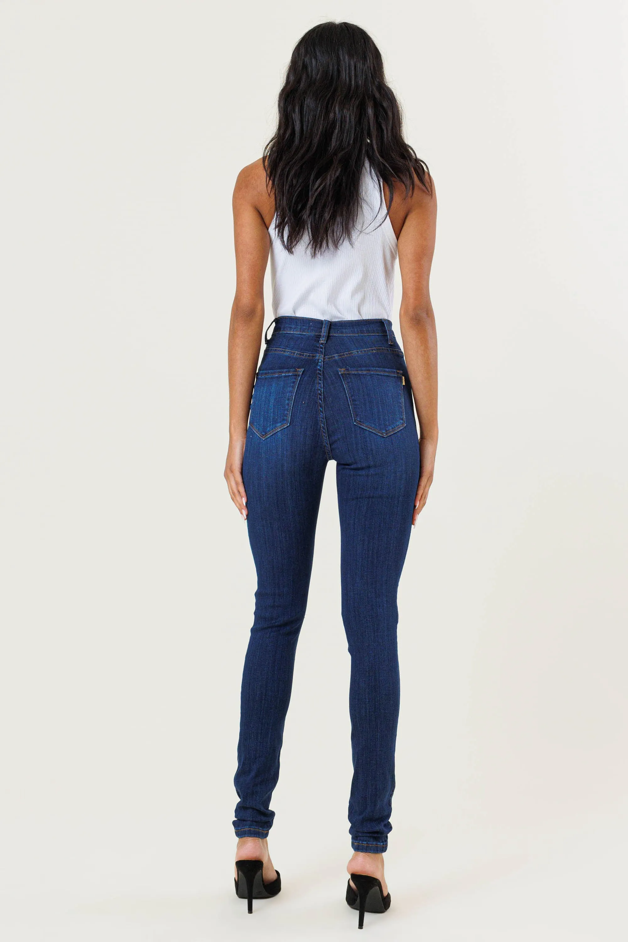 HIGH WAISTED SKINNY W DISTRESS DETAIL