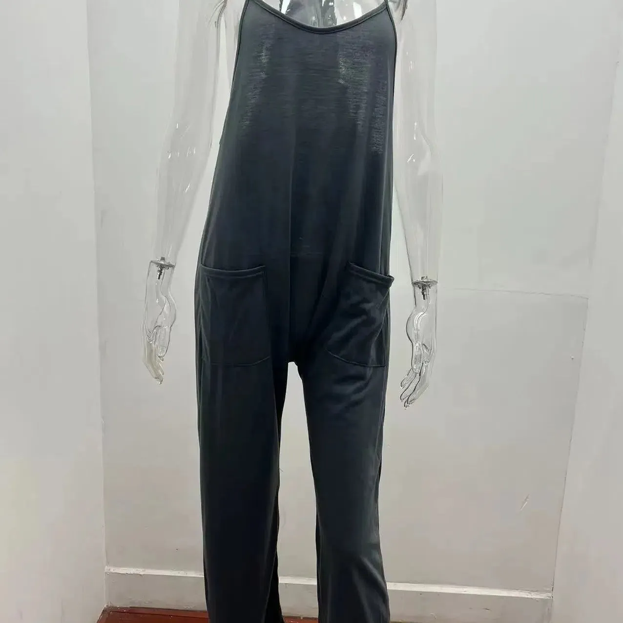 Spring New Women's Casual Pocket Pants Loose Strap Jumpsuit